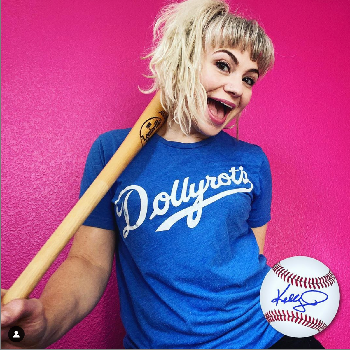 DollyDodger Tee